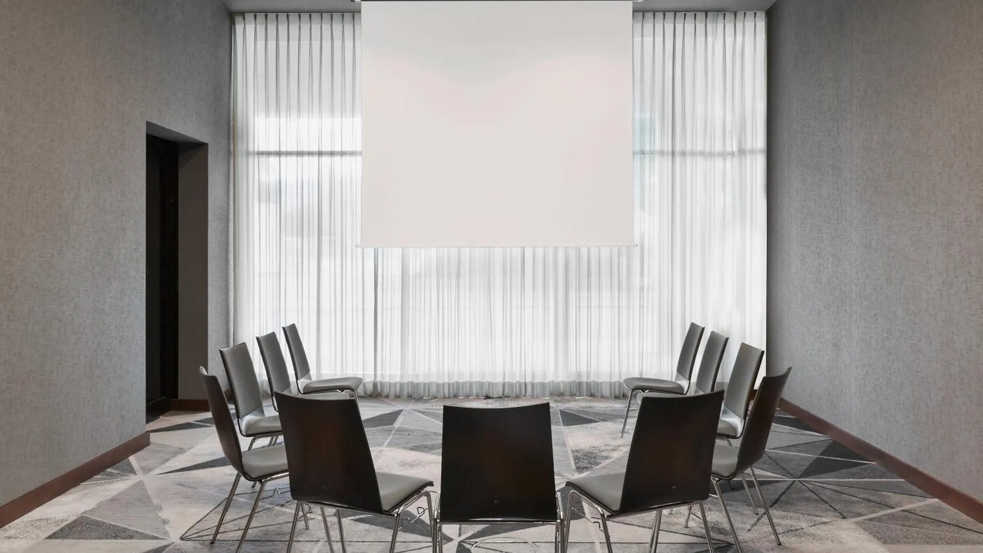 Courtyard By Marriott Munich City East