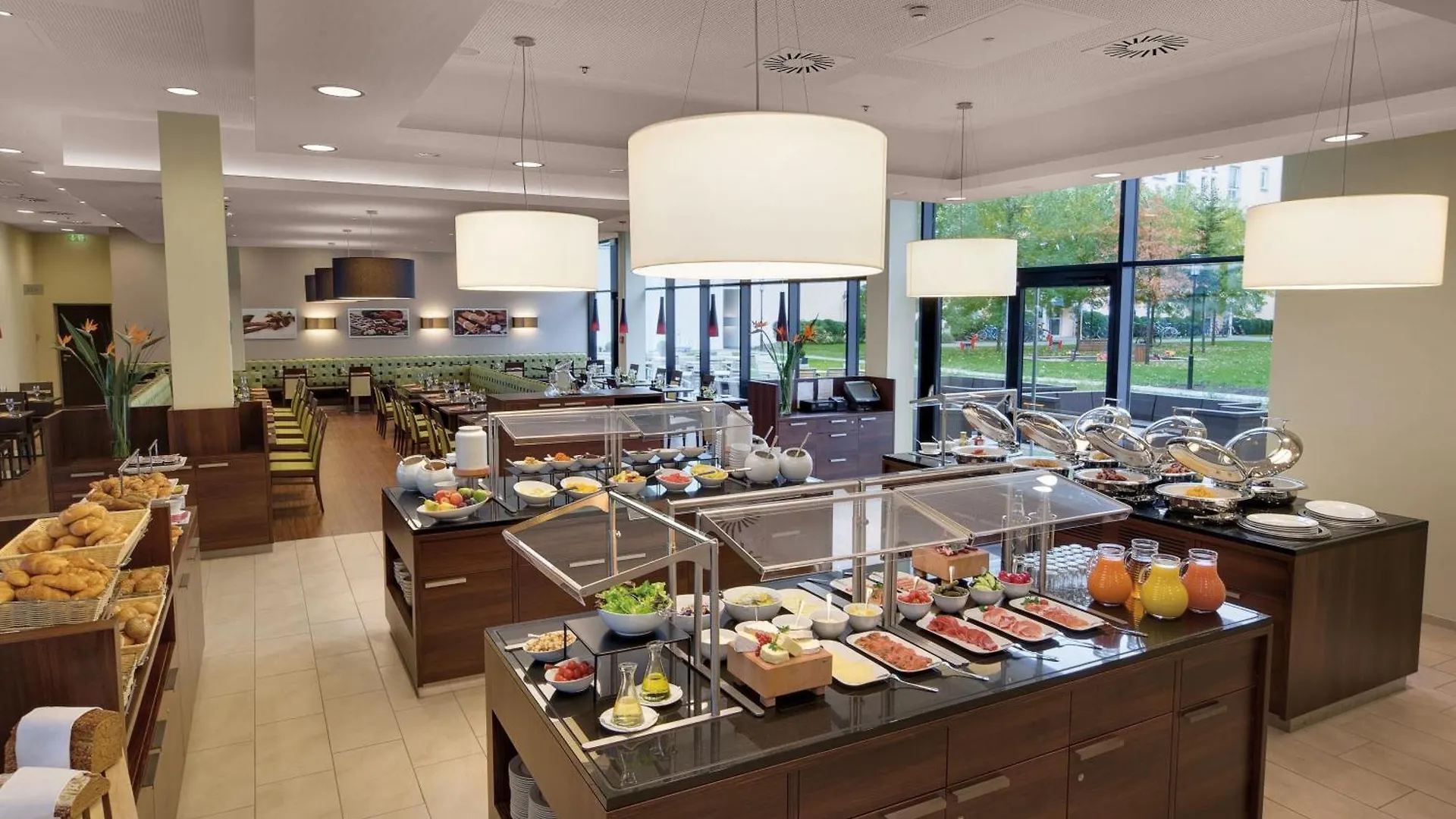 Courtyard By Marriott Munich City East
