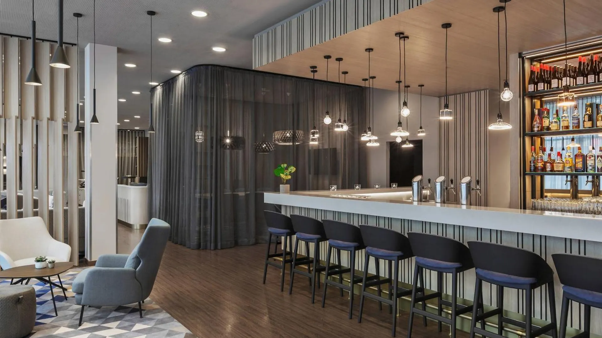 Courtyard By Marriott Munich City East Hotel