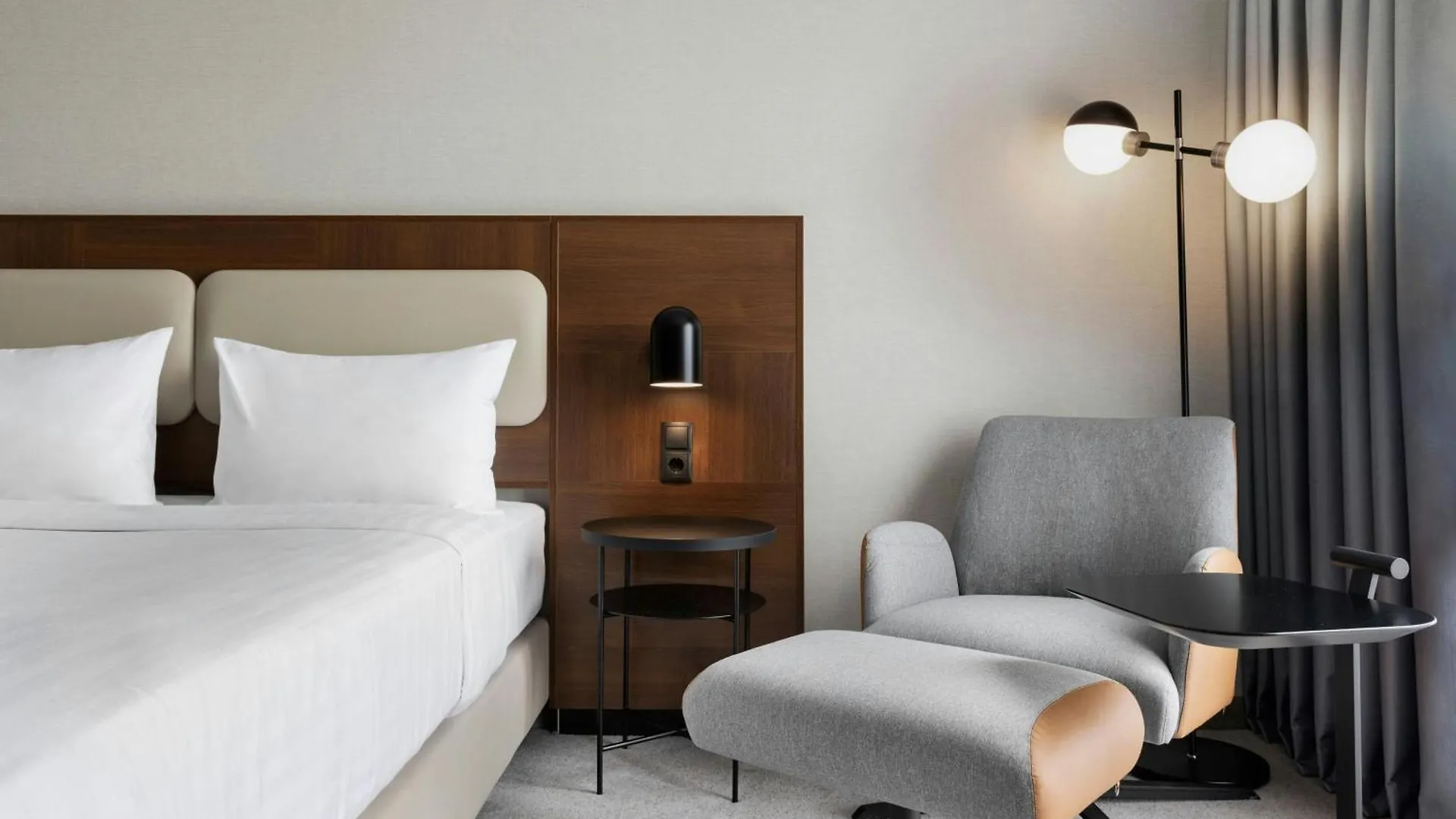 Courtyard By Marriott Munich City East Hotel