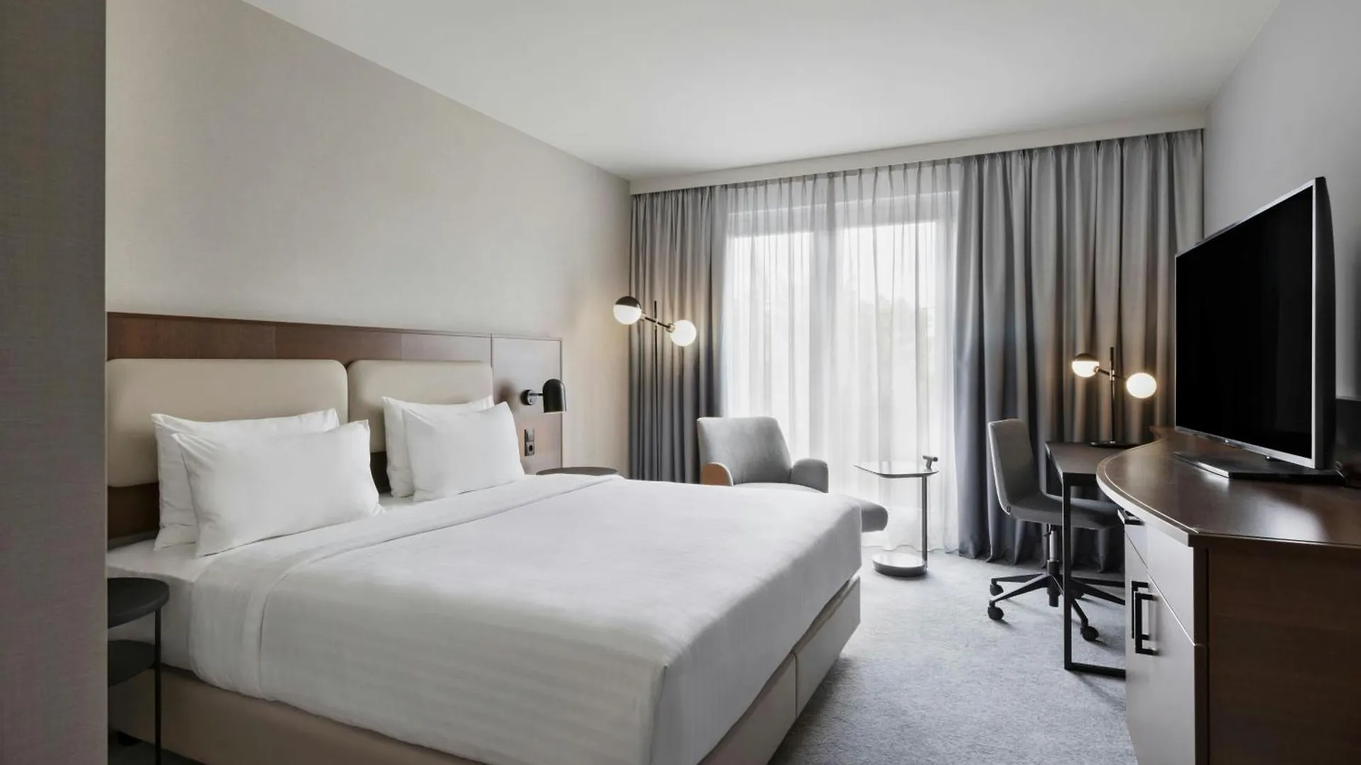 Courtyard By Marriott Munich City East Hotel