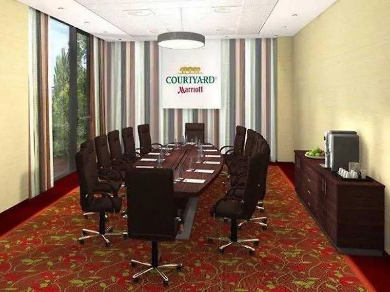 Hotel Courtyard By Marriott Munich City East