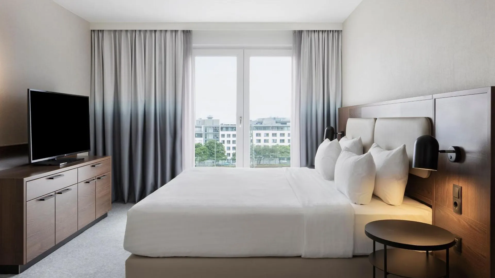 Courtyard By Marriott Munich City East
